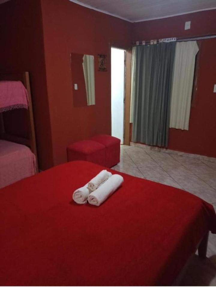 פוארטו איגואסו Hotel Y Residencial Amigos מראה חיצוני תמונה