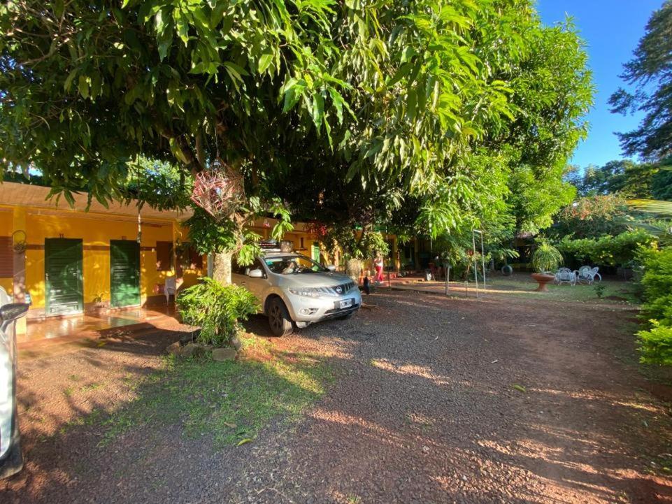 פוארטו איגואסו Hotel Y Residencial Amigos מראה חיצוני תמונה