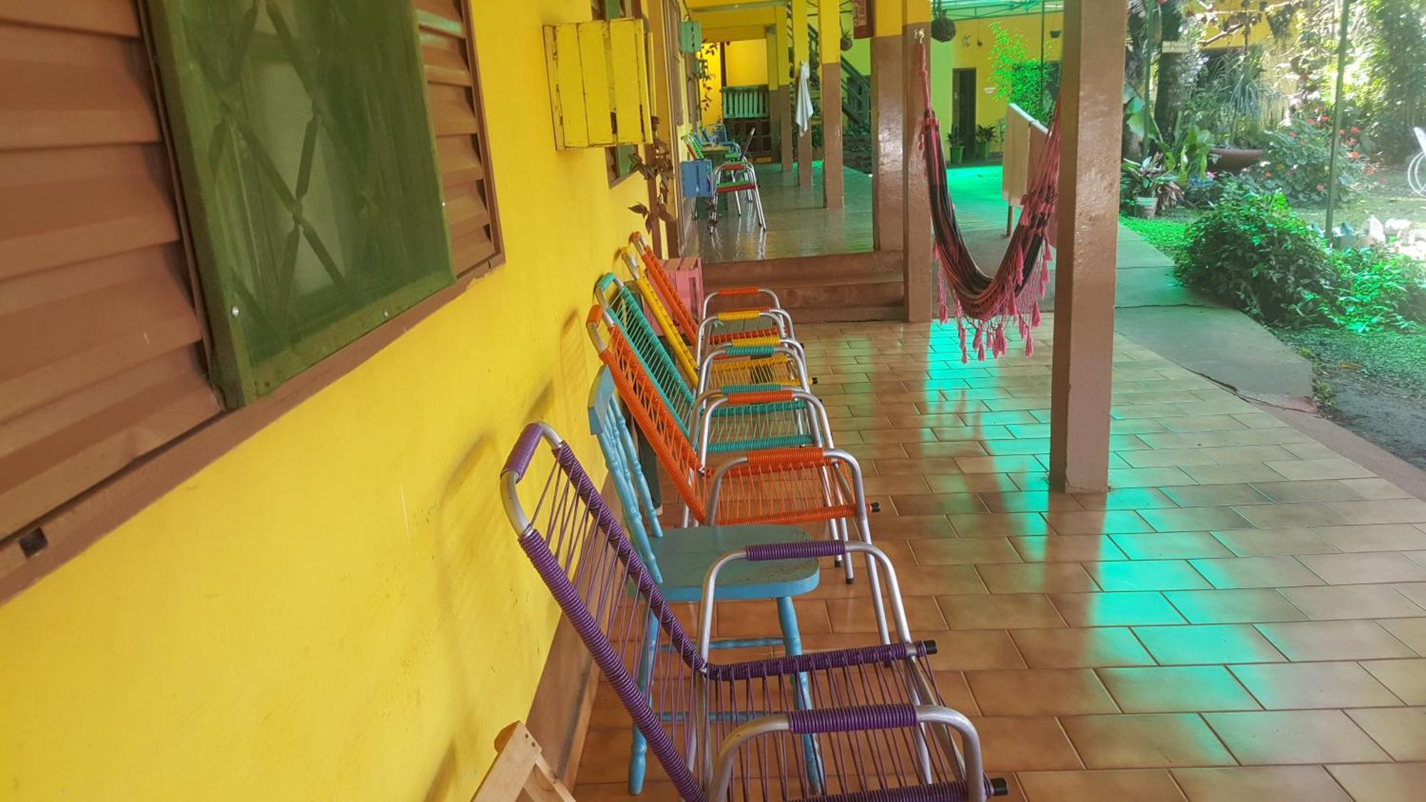 פוארטו איגואסו Hotel Y Residencial Amigos מראה חיצוני תמונה