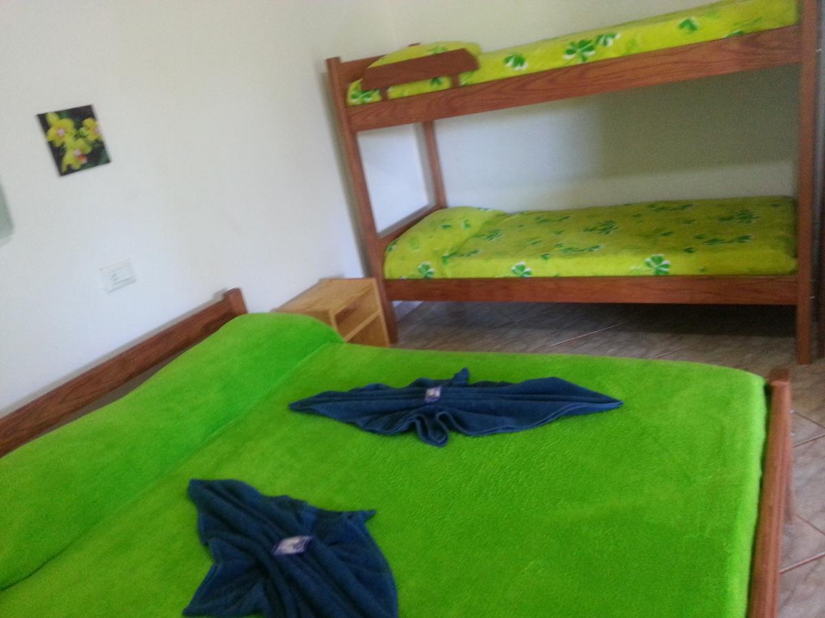 פוארטו איגואסו Hotel Y Residencial Amigos מראה חיצוני תמונה